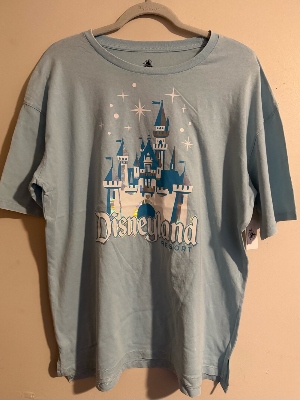 Disneyland Light Blue Castle Graphic Women's T-Shirt Size Medium New With Tags